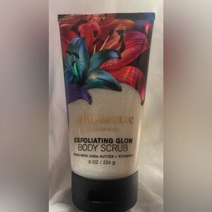NWT Bath & Body Works Tropidelic Exfoliating Body Scrub 8 oz